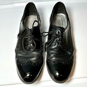 Marc Fisher Black Leather Wingtip Shoes Sz 9.5